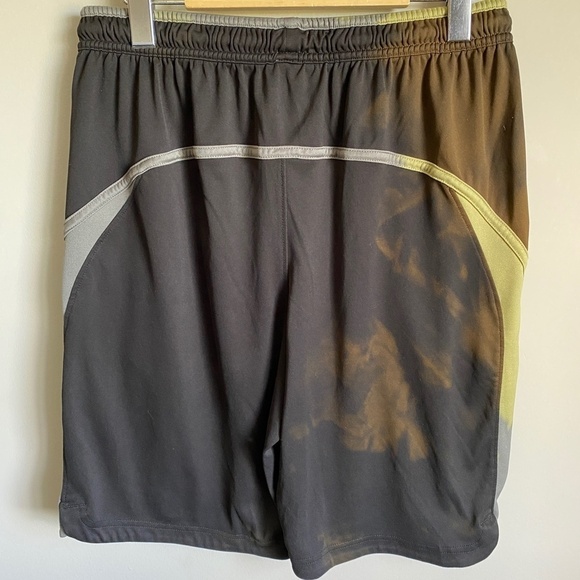 Puma Men's Black/Brown Athletic Gym Shorts Size Medium Bleached Look - Picture 6 of 11